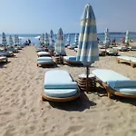 Prado Ξενοδοχείο 3*