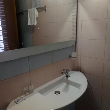 Prado Hotel 3*