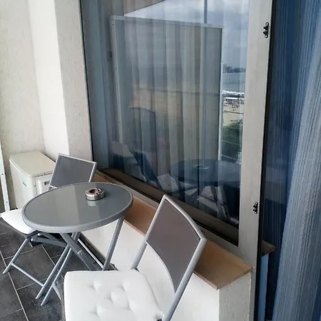 Prado Hotell Slăntjev Brjag