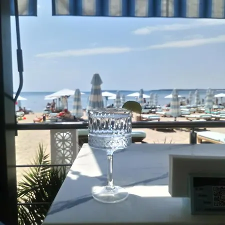 Prado Hotel 3*